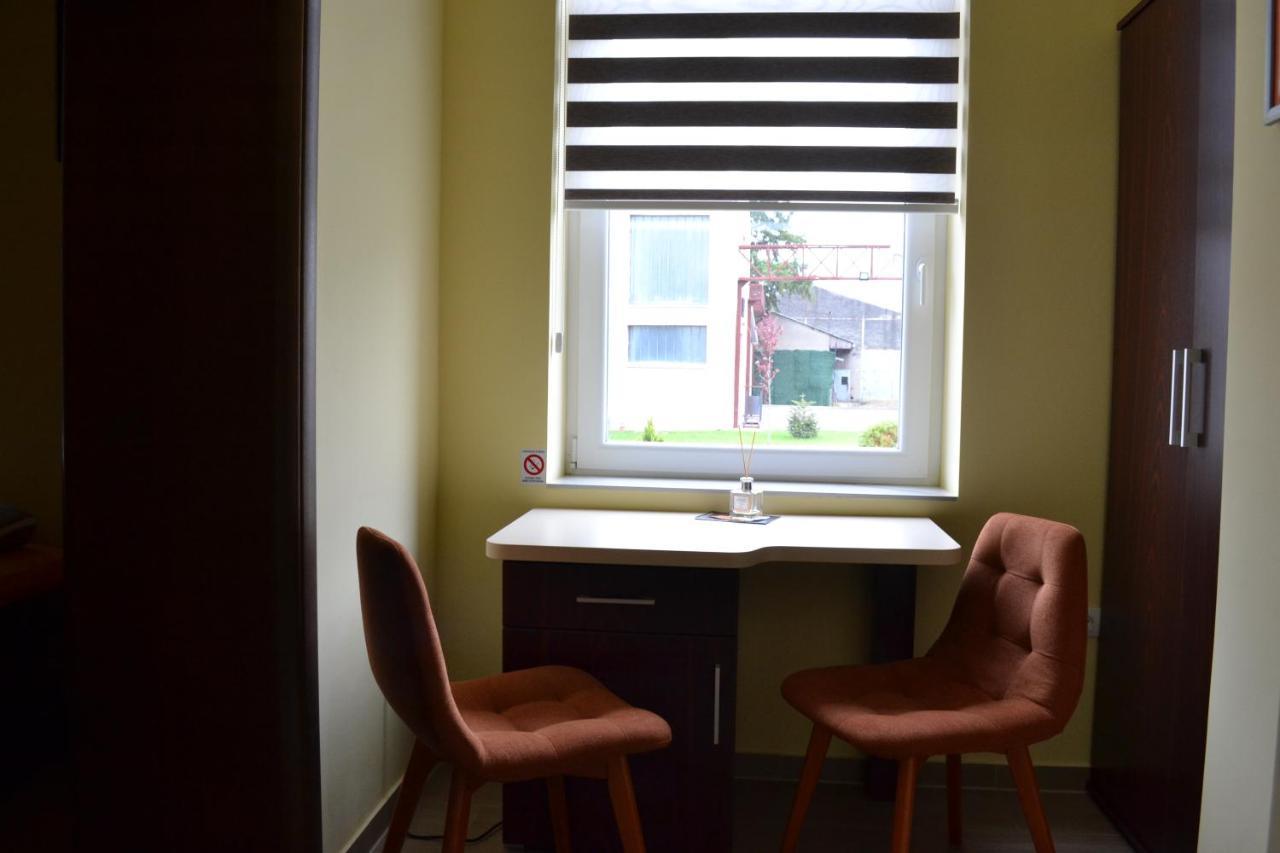 Sobe Sova Kikinda Hotel Kültér fotó